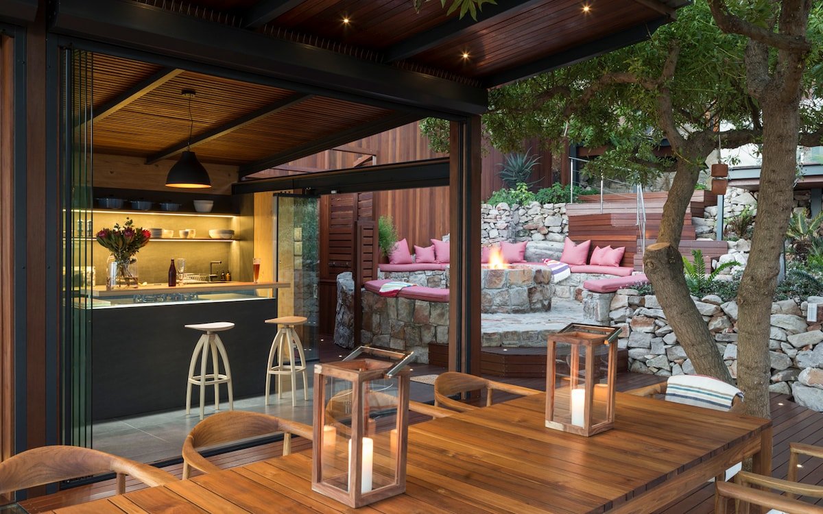 Exclusive Tree House Hideaway gallery image 3