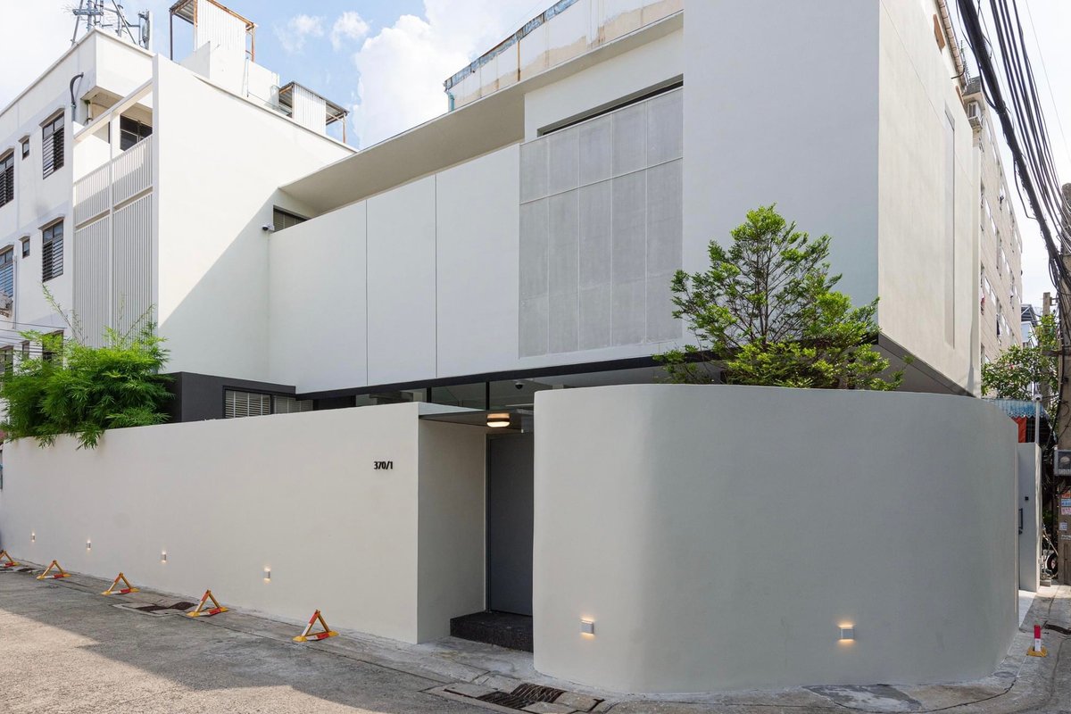 Huaikwang / Ratchada modern house