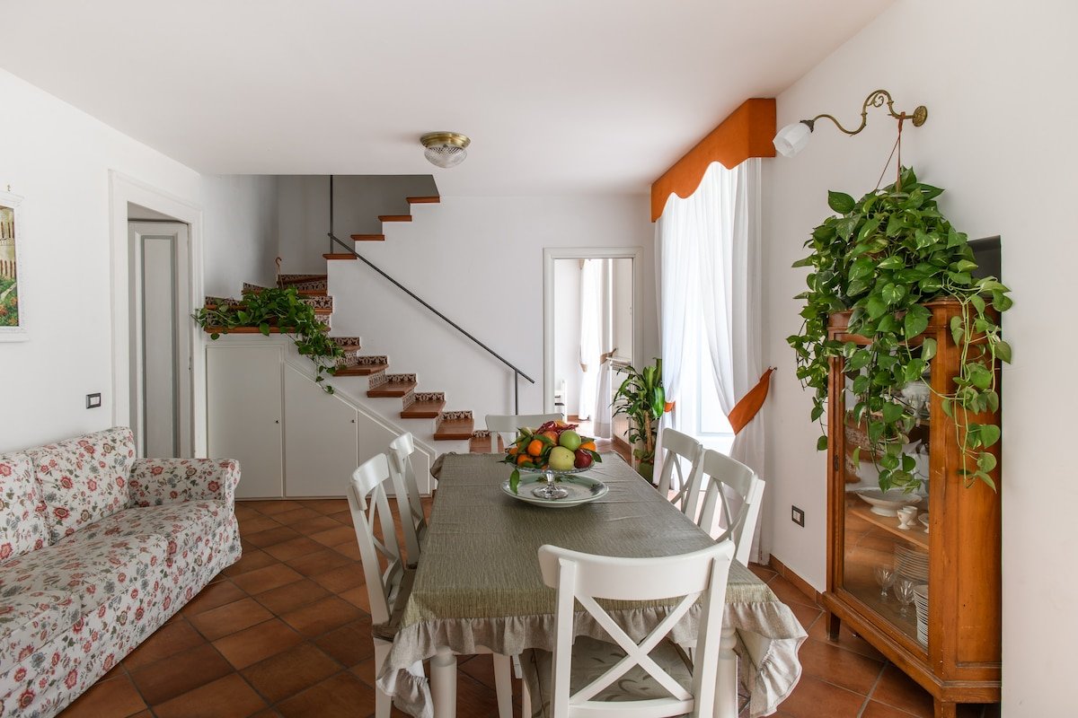 ****RESIDENZA REALE**** gallery image 3