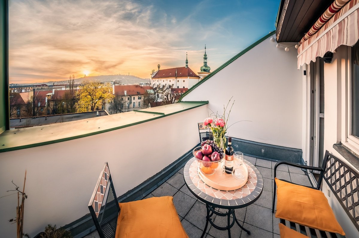 Central 4BR+3BATH+TERRACE Harry Potter’s penthouse gallery image 2