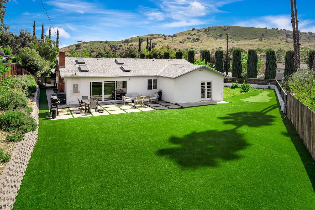 Luxury new remodeled Calabasas 4bd home gallery image 3