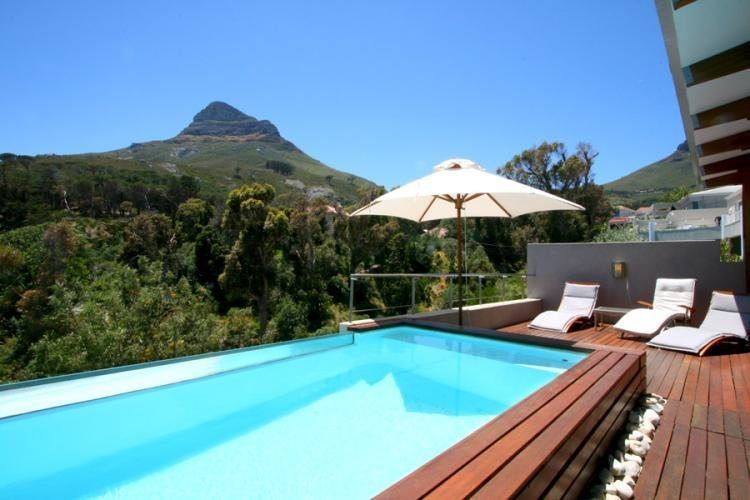 Photo 1 of Glen Beach Villas 2 accommodation in Camps Bay, Cape Town with 4 bedrooms and 3.5 bathrooms