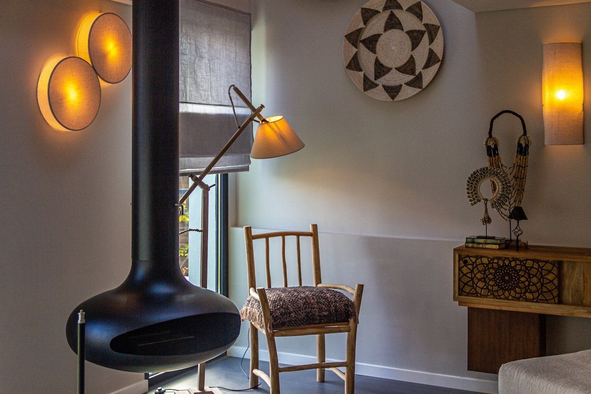 Villa Black Starling with pool and spa. gallery image 2