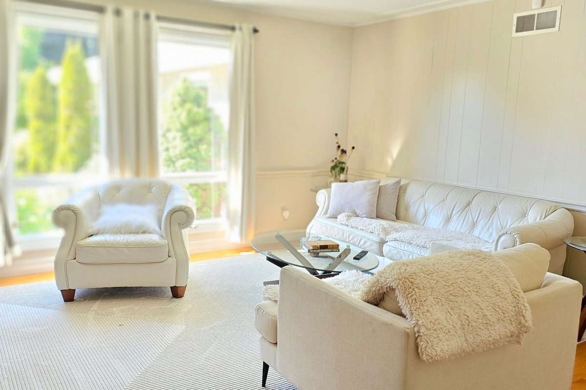 Evergreen luxury oasis gallery image 4