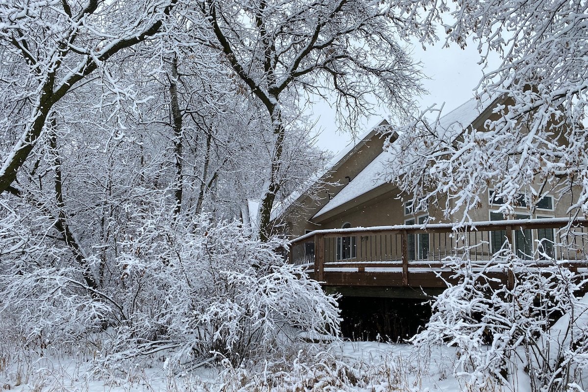 Restful Spa-cious Retreat (11+3) gallery image 4