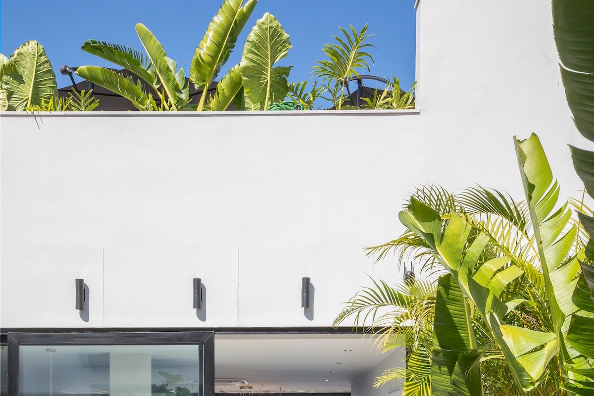 Sea, Sky & Sun Copacabana gallery image 3