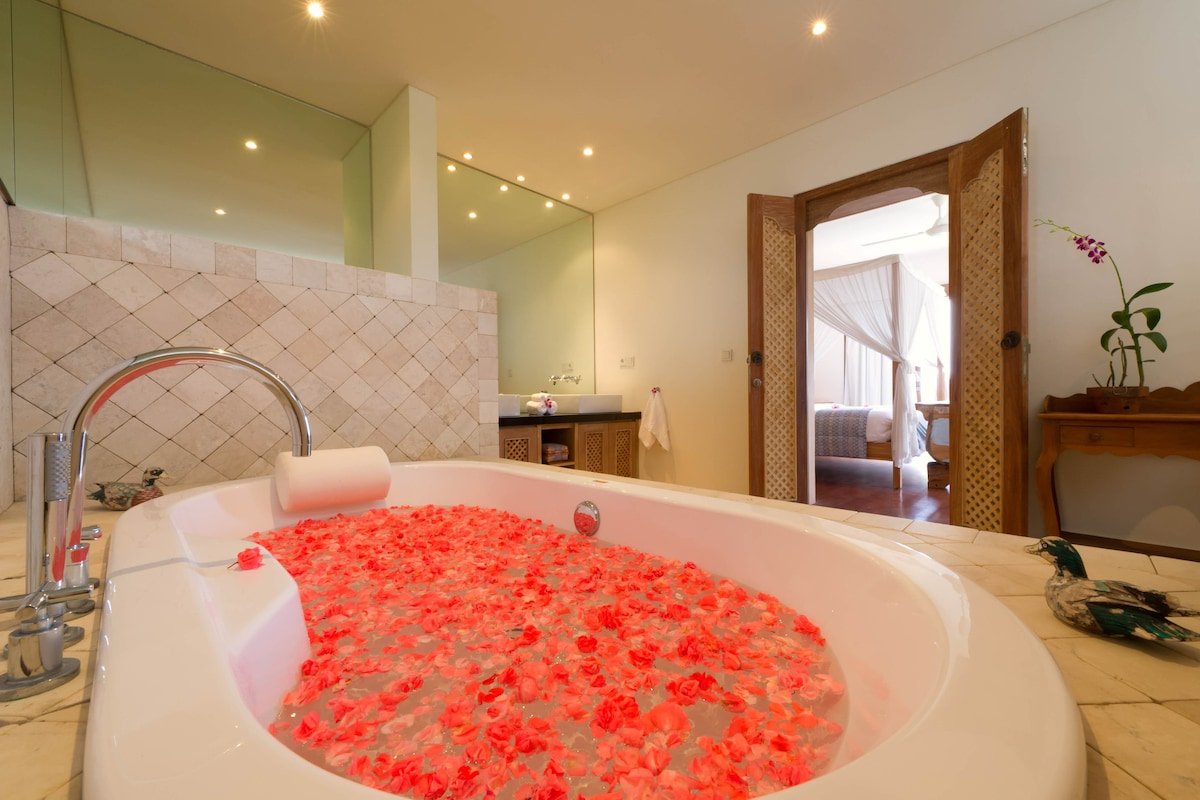 Angsoka Villa gallery image 5