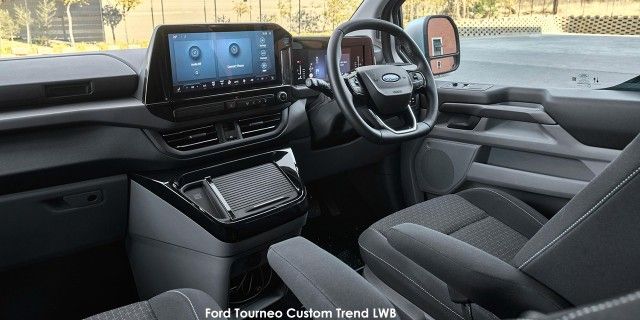 FORD TOURNEO CUSTOM 2.0D TITANIUM X A/T - 31 