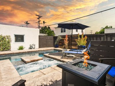 Centrally located Home w/Guest House, Pool & Spa!