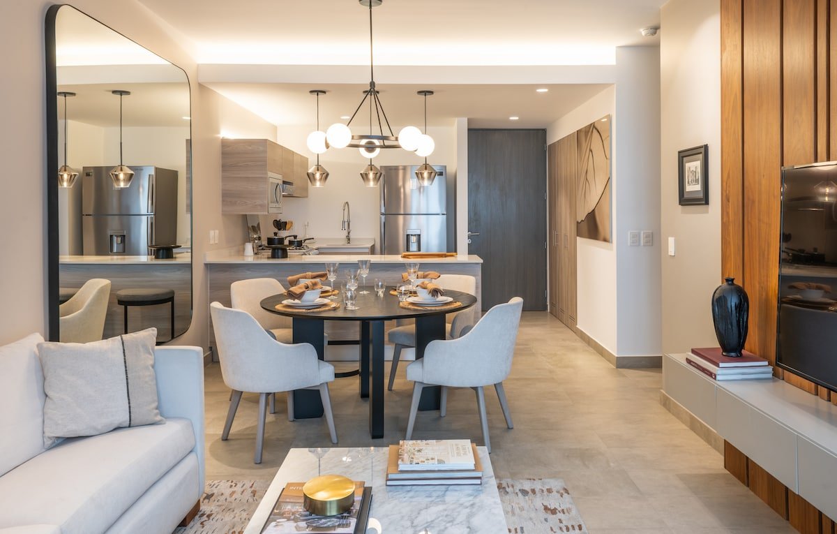 Diseño, confort y altura en piso 19, alberca y gym gallery image 4