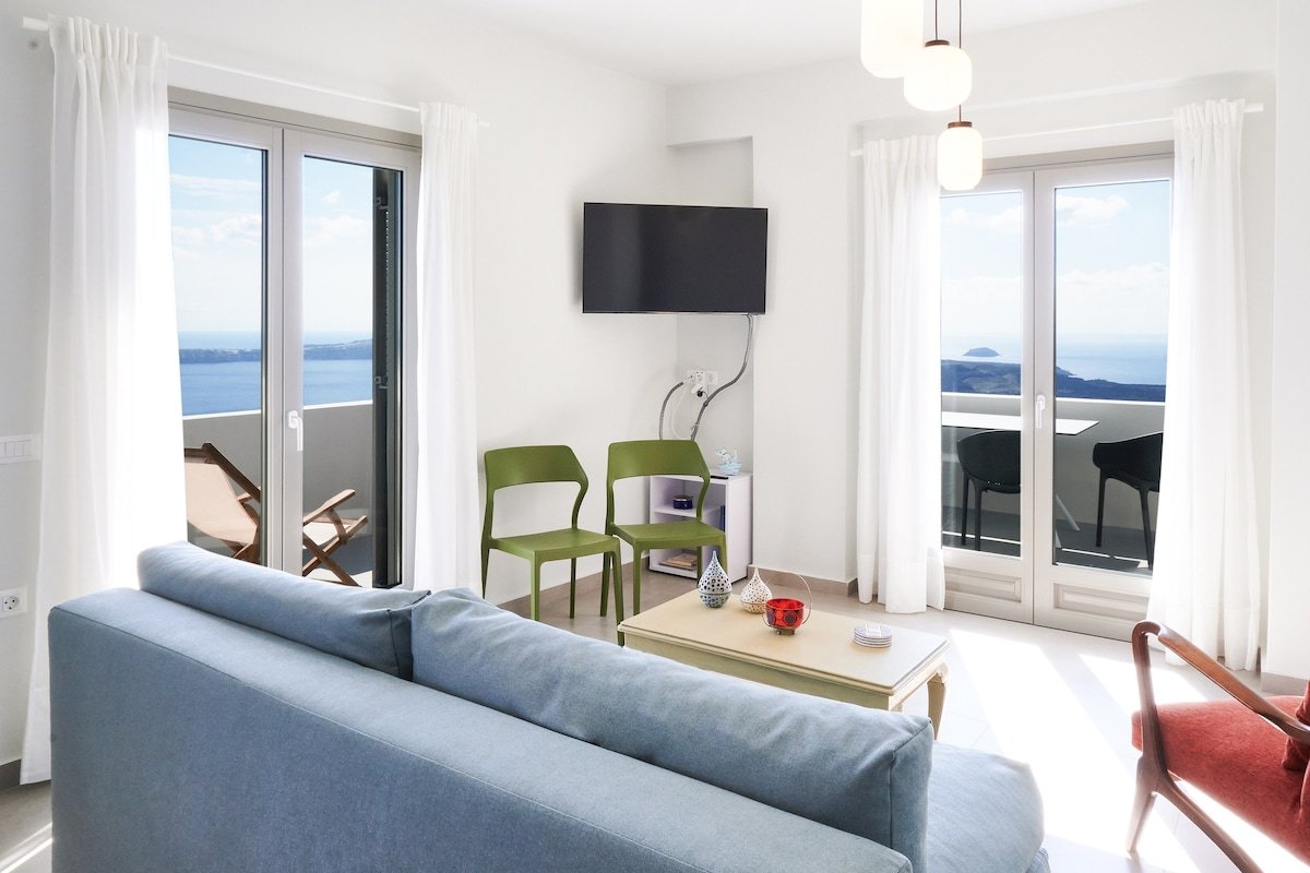 Villa DALI Leda – jacuzzi and amazing volcano view gallery image 5