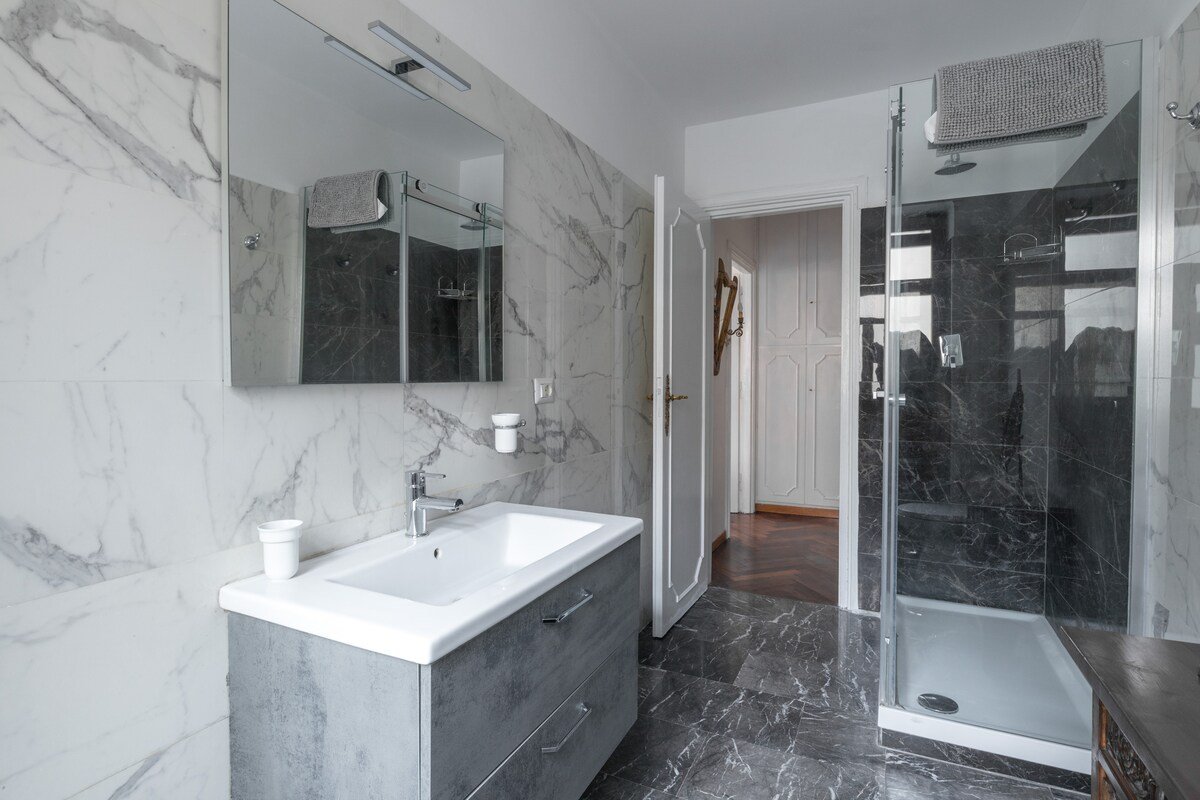 La tua Reggia di lusso nel cuore del Vaticano! gallery image 4