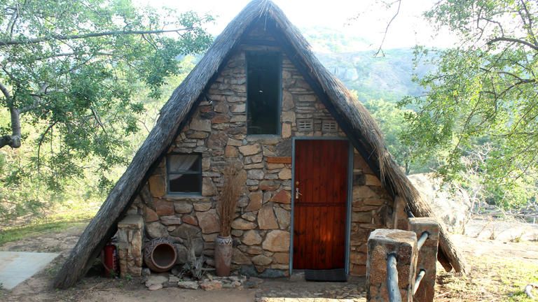 Big Cave Camp On The Rocks Standard Twin Lodge