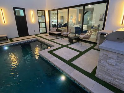 Ultra High-End Luxury Villa! Great Dallas Location