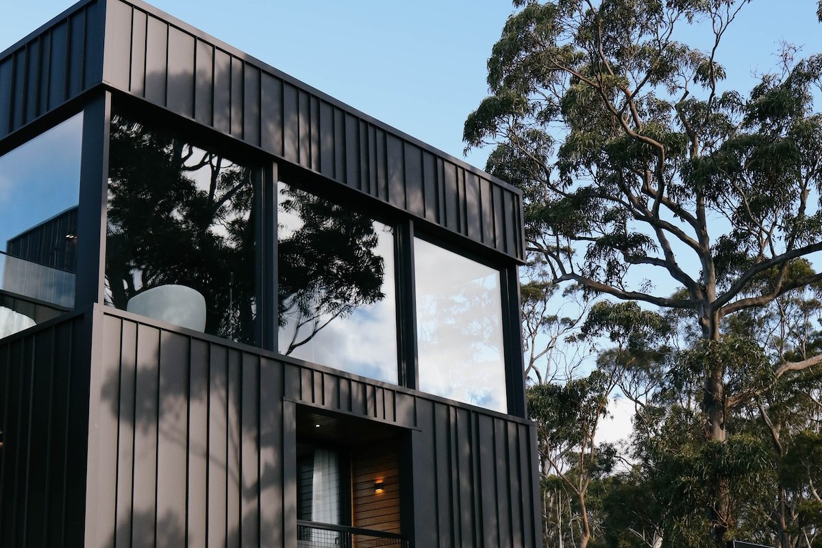 Boxwood V01A – 4BR w/ Cinema + Poolroom gallery image 2