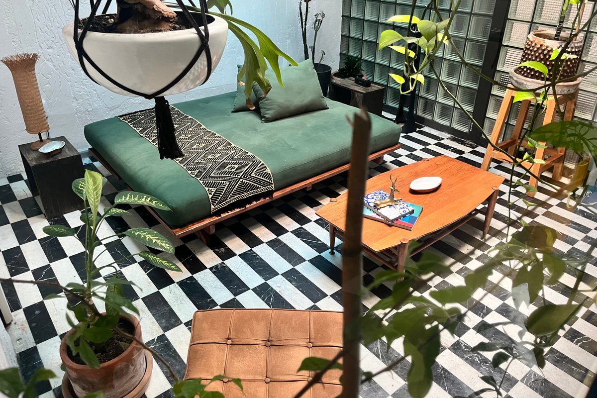 Gorgeous 1940s biblioteca turned private apartment