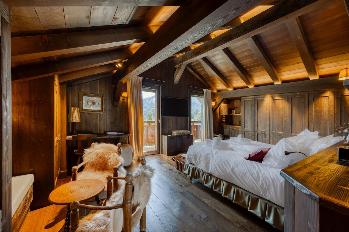 Chalet 400m²– Vue Mont Blanc, Spa & Salle de Sport gallery image 2