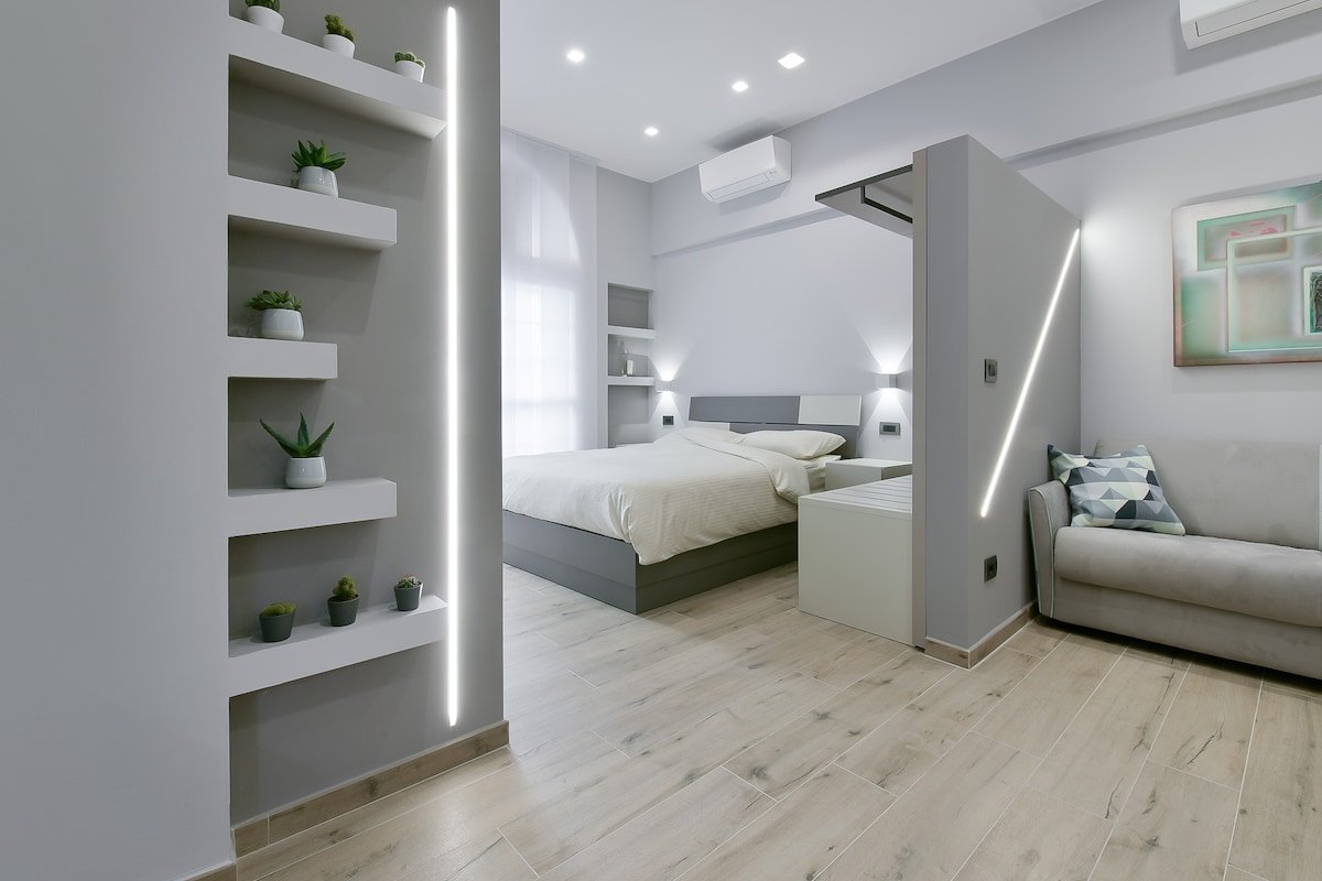 Appartamenti Deluxe a 2 passi dalle 2 Torri gallery image 2