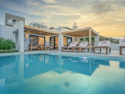 Villa Alina, Plakias w/ infinity pool & seaview