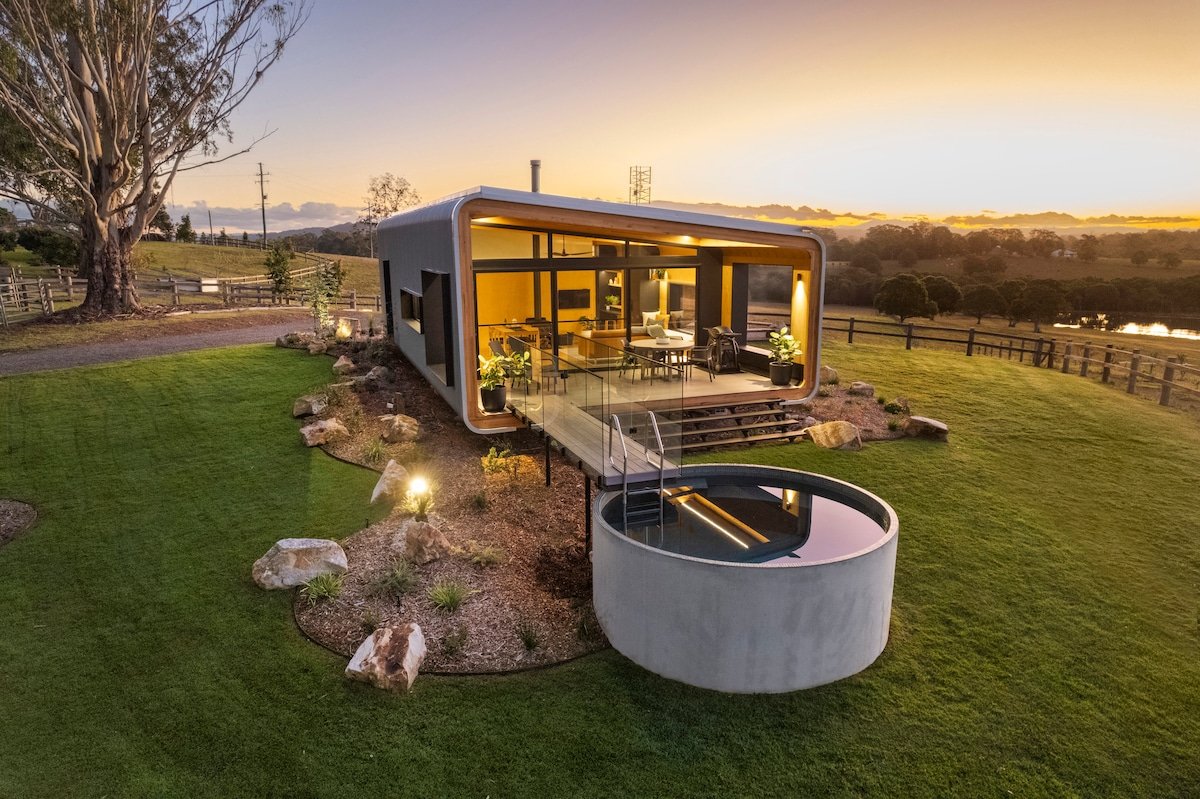 Noosa Hinterland Luxury Retreat gallery image 2