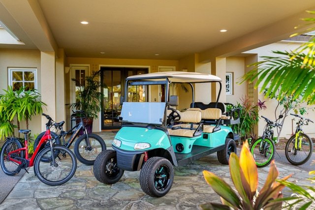 “Hale Mele 2” Pool/Hot tub, Golf Cart, E-bikes gallery image 4