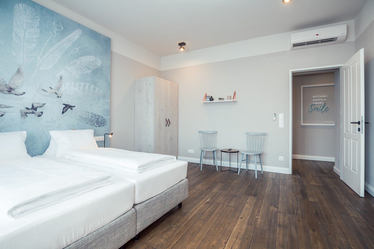 Family & Friends (20) Urban Lodge Vienna gallery image 5