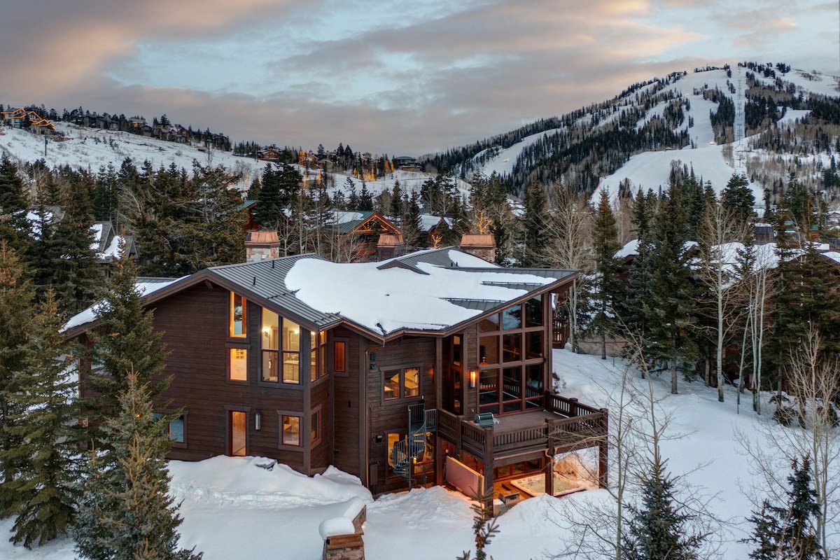 Upper Deer Valley Luxury w/ Hot Tub