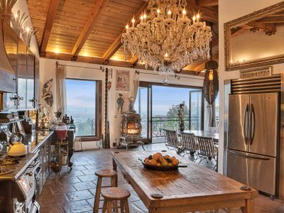 Hollywood Hills Castle- CityView