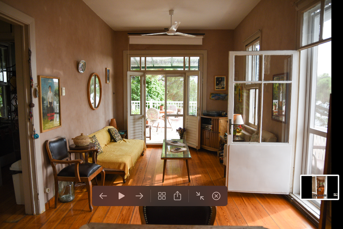 historical island house