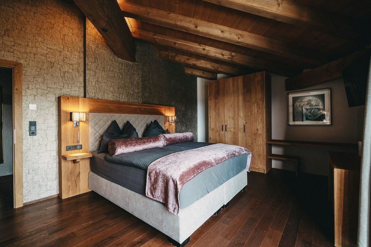 Luxuriöse Wohnwelt “Panoramaperle” im Chalet G12 gallery image 2