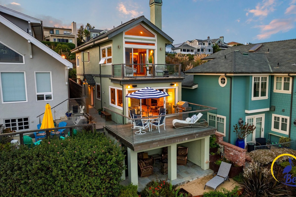 Capitola Cliff House