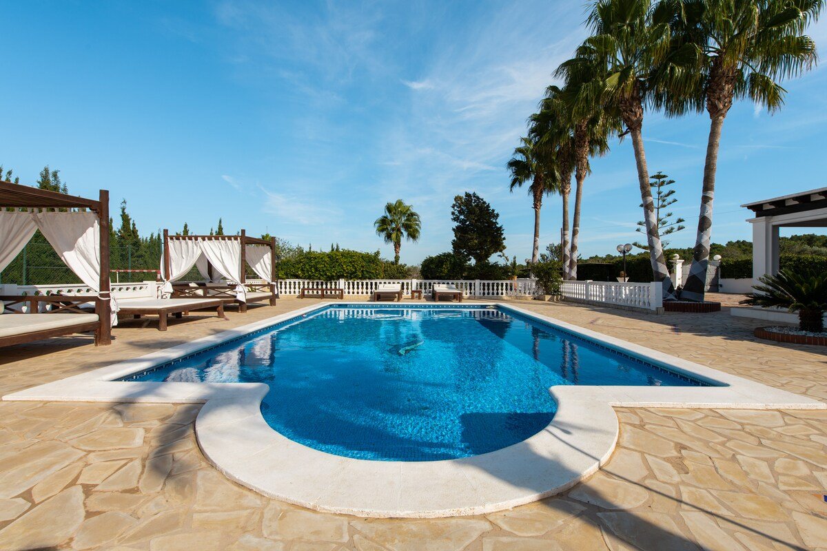 San Rafael- Pool- Tennis Court- Children play area gallery image 3