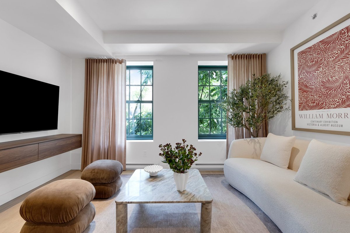 Mercer- 2 Bedrooms 2 Bathrooms+ Free parking