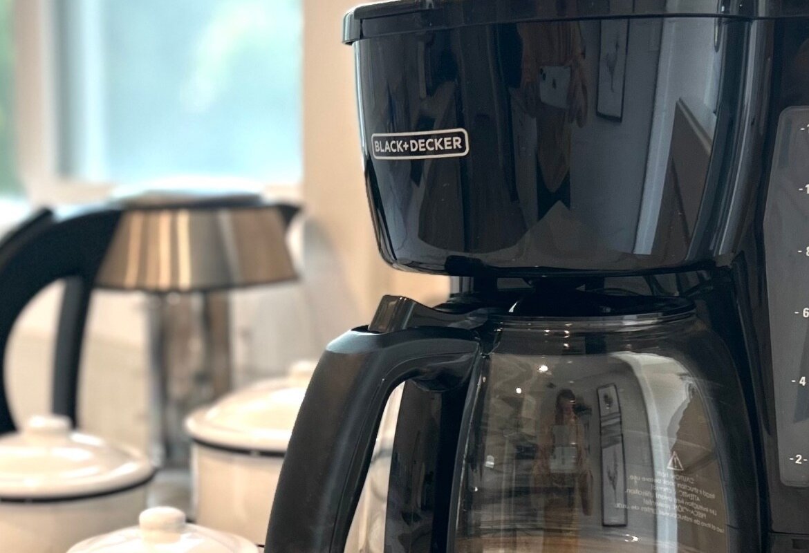 Cozy 3 bedroom house! gallery image 4