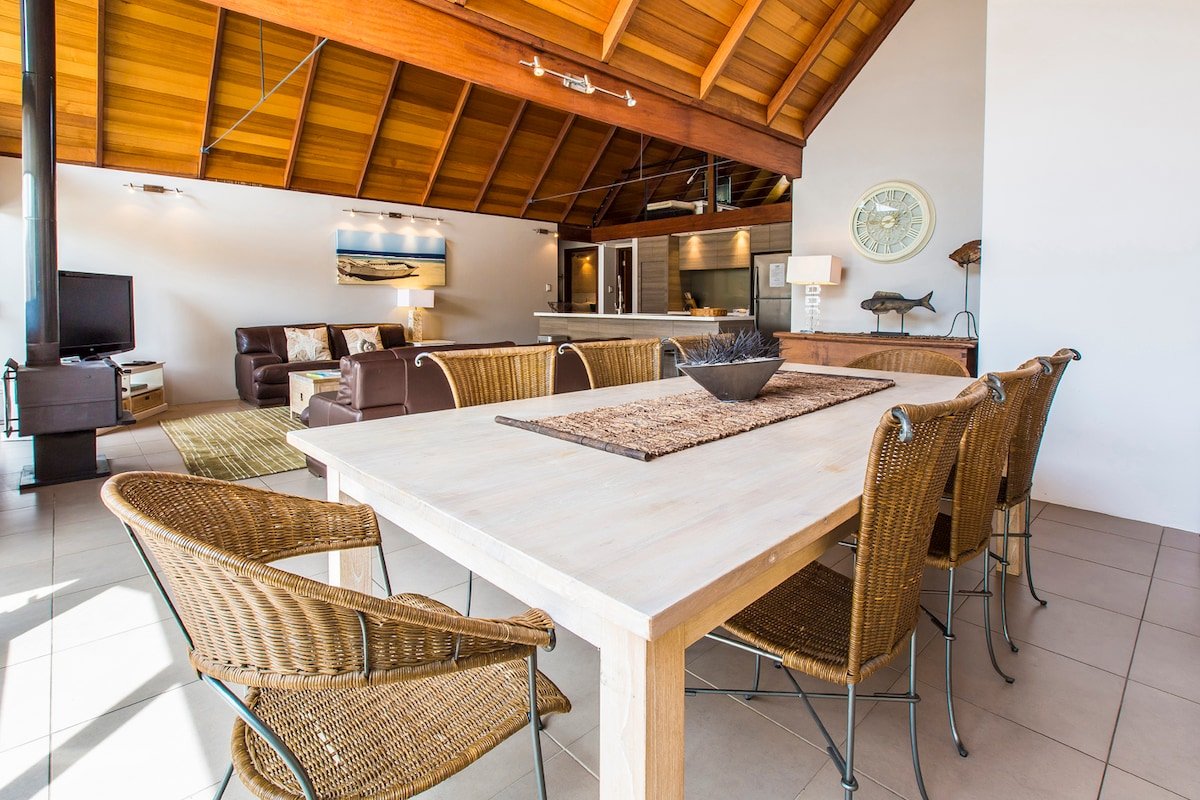 Whalers Cove Villas, Villa Mayflower gallery image 4