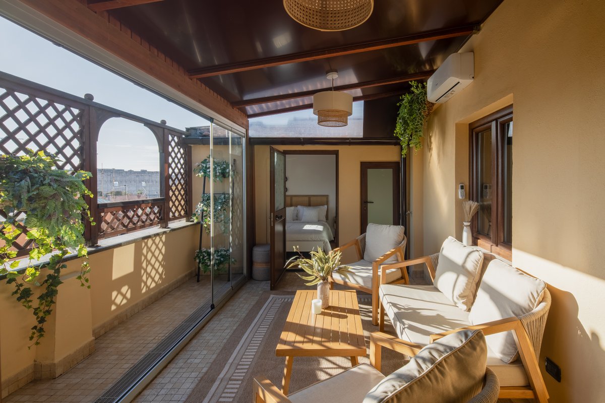 Colosseo Flats and Penthouse