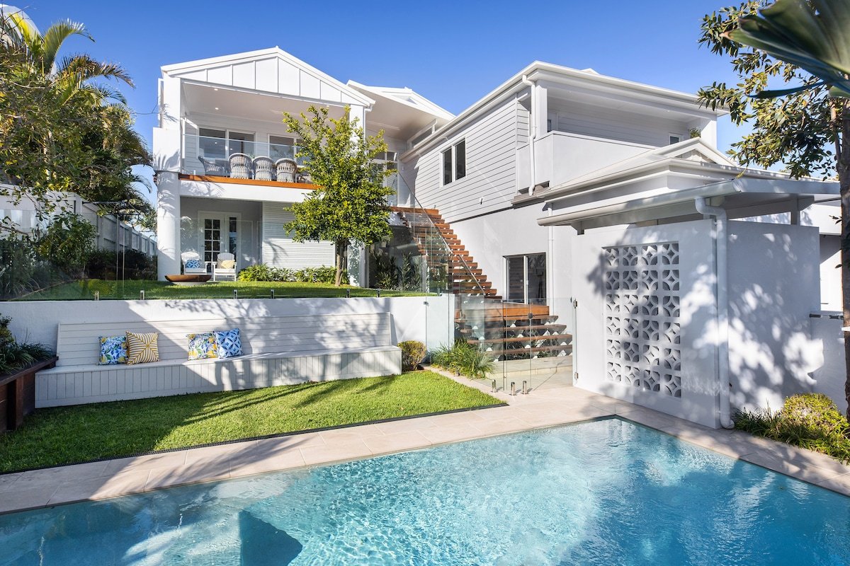 ‘Sunrise View’ – Luxury Villa. gallery image 5