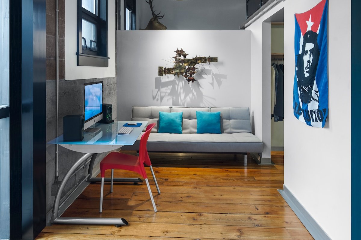 Modern Urban Oasis in Rino gallery image 4