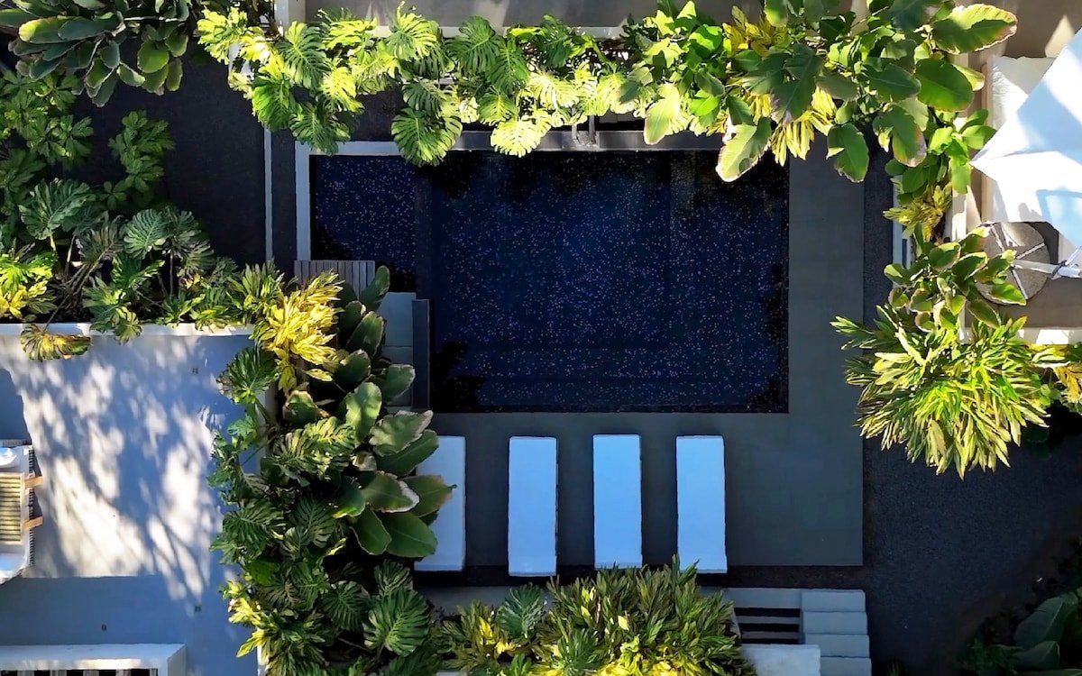 KUNUK-Luxury 2 Bedroom Suites- Hanging garden gallery image 2