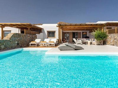 “Ginger Blue” by Aqualiving Villas