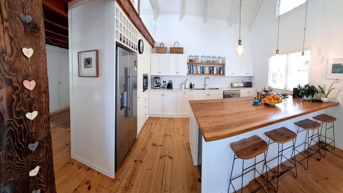 Sunny home close to Noordhoek beach gallery image 4