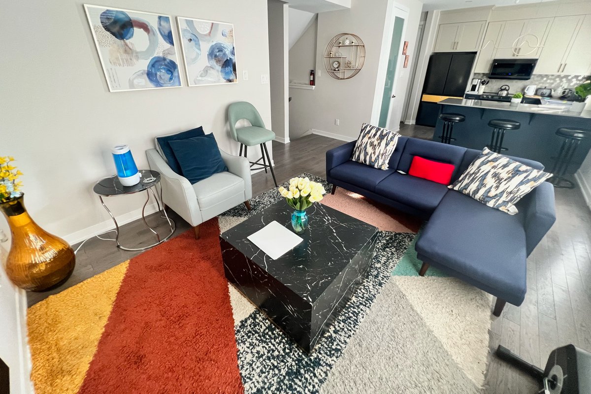 Entire Home with 7 bedrooms 8 beds