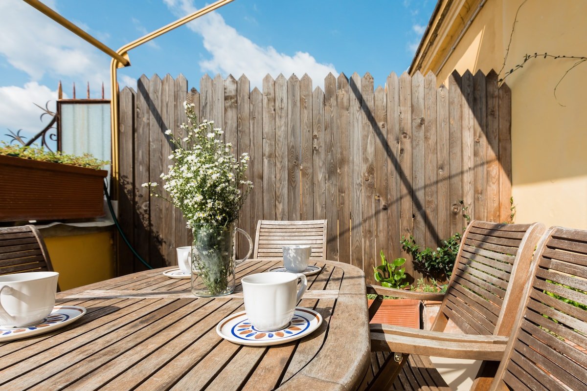 Elegante attico con terrazzo vicino al Vaticano gallery image 5