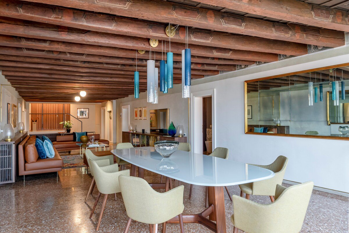 Venetia gallery image 4