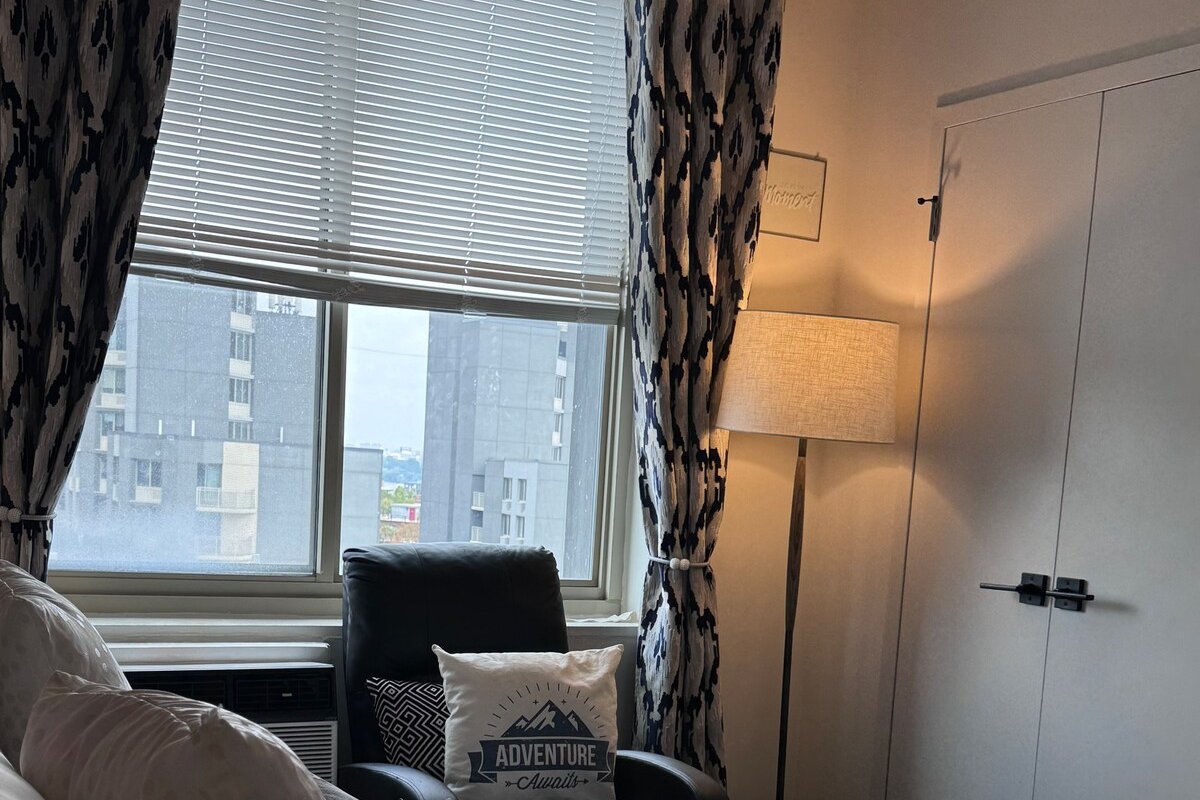 Crossing winds gallery image 3