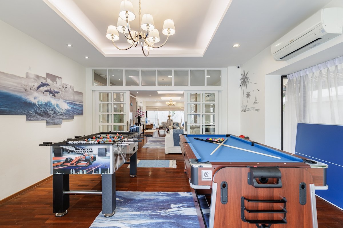 Ocean 6BR Villa @ Pool Table, Games & FREE Pick Up gallery image 4