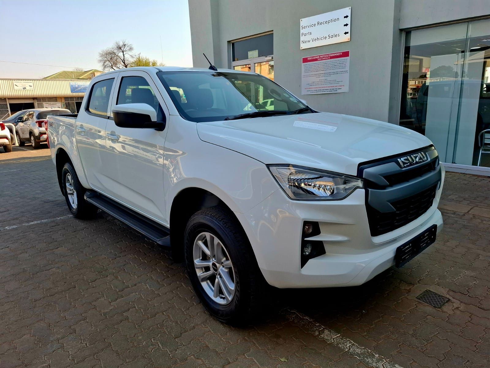ISUZU D-MAX 1.9 Ddi LS 4X4  for Sale in South Africa
