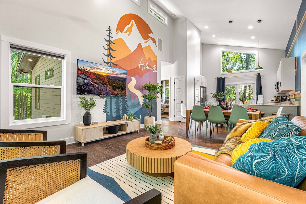 Lamplighter House: Games, Hot Tub, Firepit, Movie gallery image 4