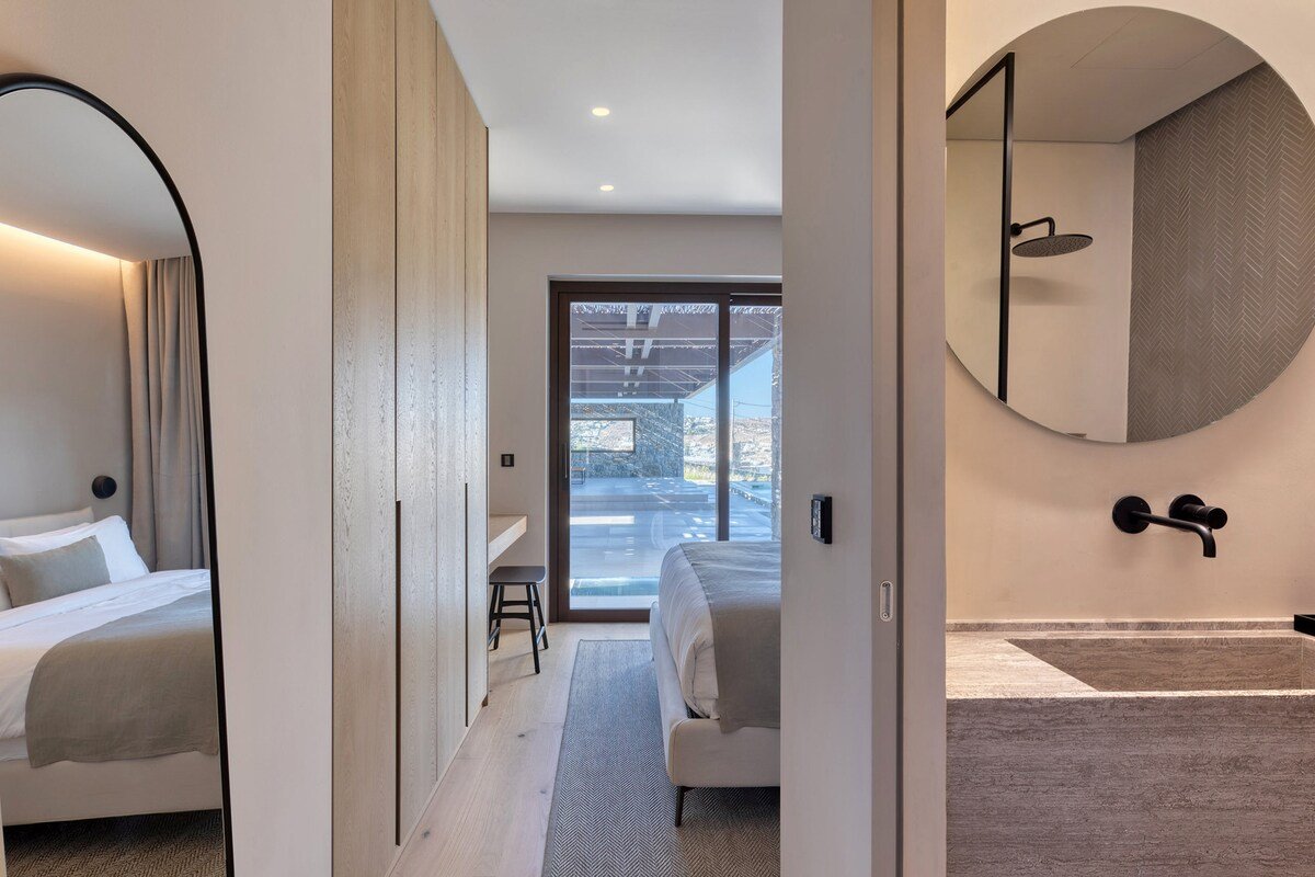 “Avalon” by Aqualiving Villas gallery image 5