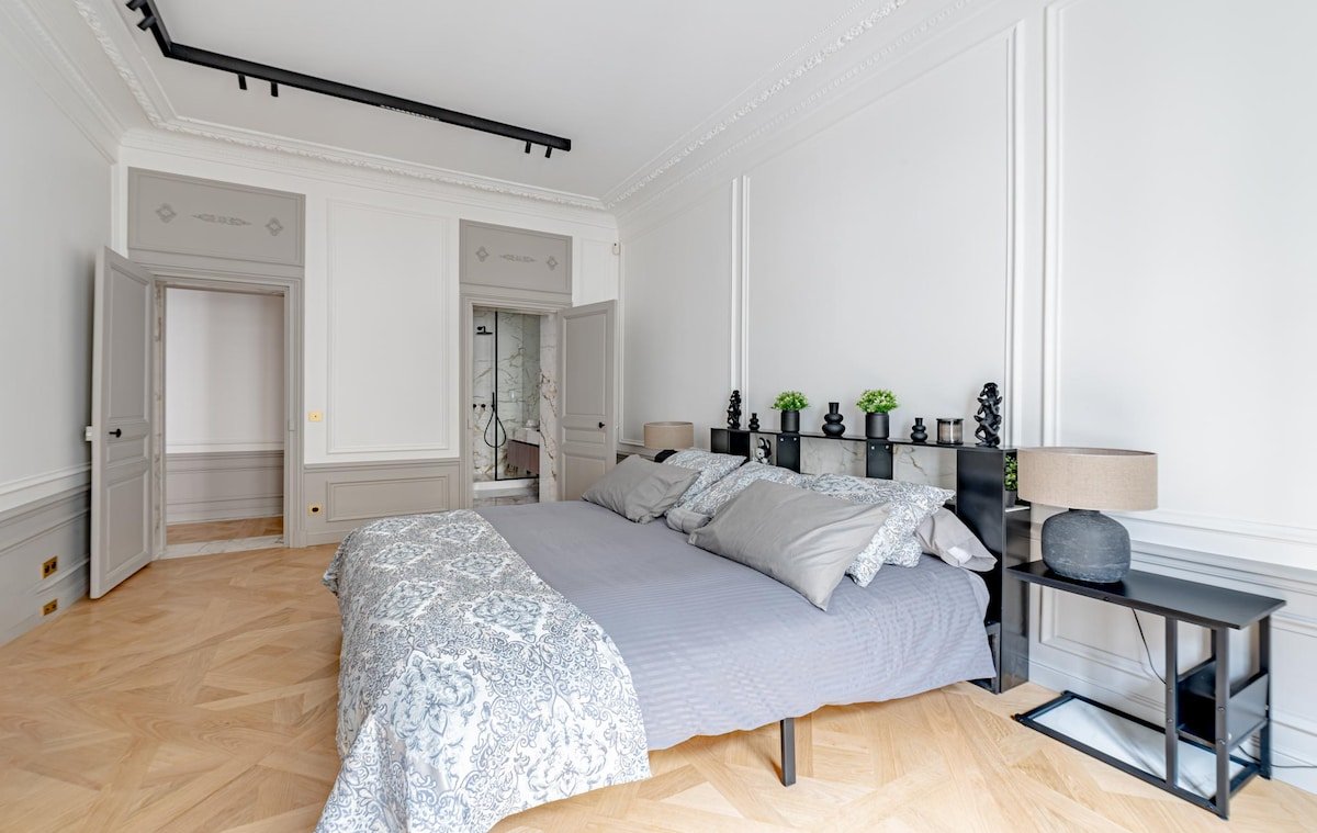 Beautiful and Stylish 2 Beds in Trocadéro 16th gallery image 3